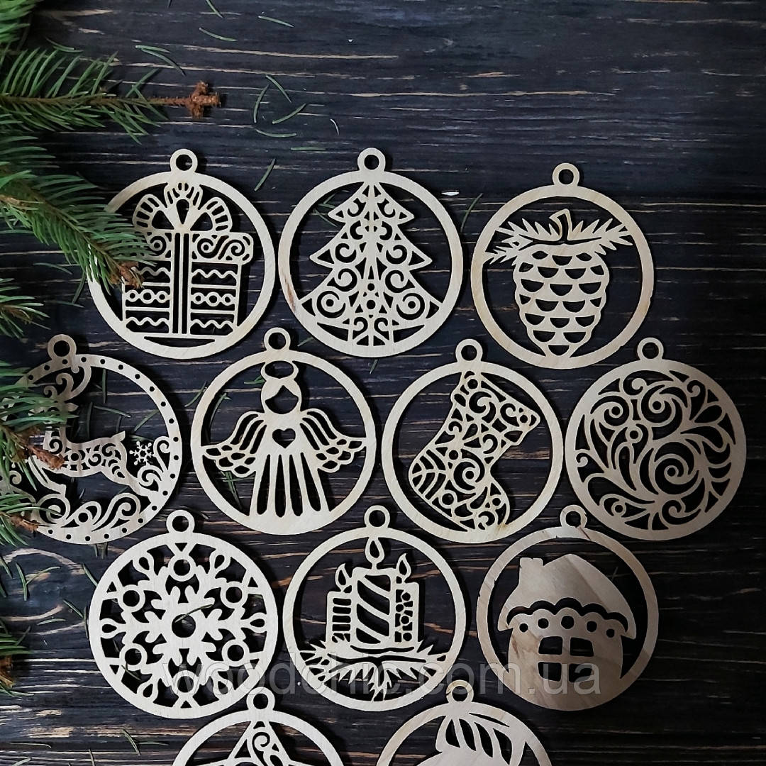 Набір новорічних іграшок у коробці, фото 1