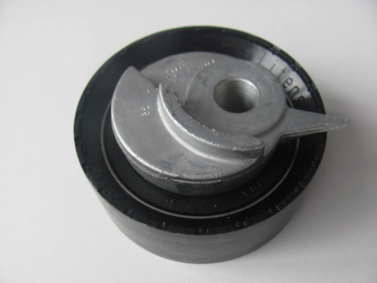 Натяжний ролик ПНВТ (маленький) на VW LT, T-4 2.5 TDI 1996-2006 — INA — 531034330