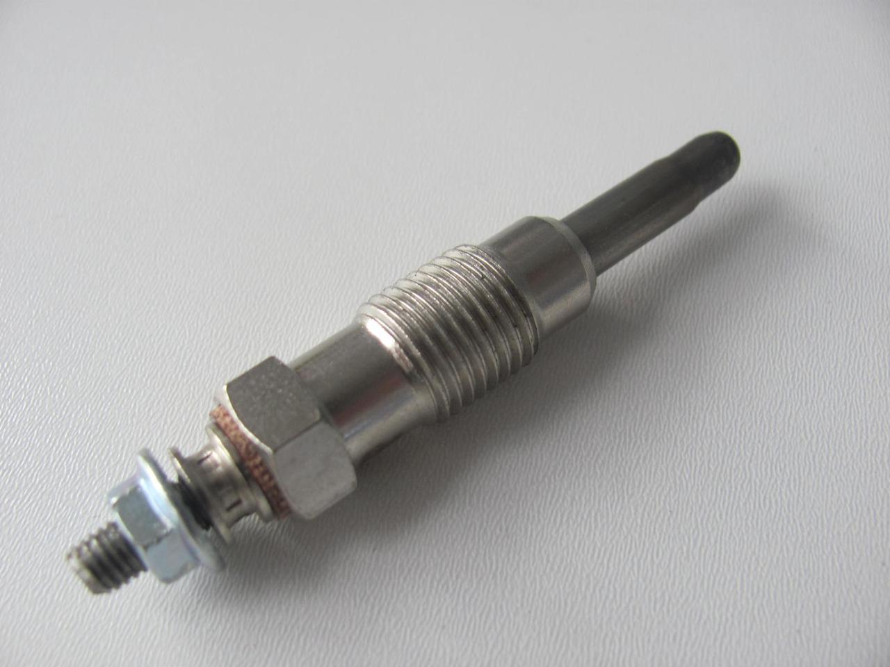 Свічка розжарювання на MB Sprinter, Vito 2.3 D OM 601 11.5 V 1995-2000 — SVAC — SV095