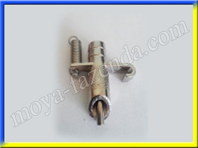 Соскова поїлка для кролів