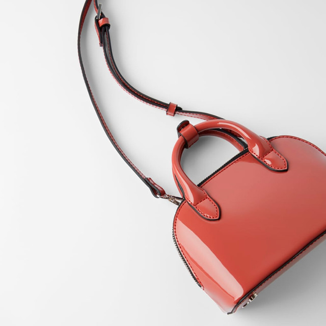 Жіноча лакована міні сумочка Zara