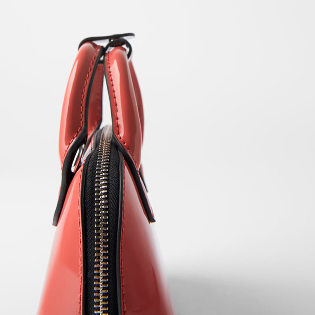 Жіноча лакована міні сумочка Zara