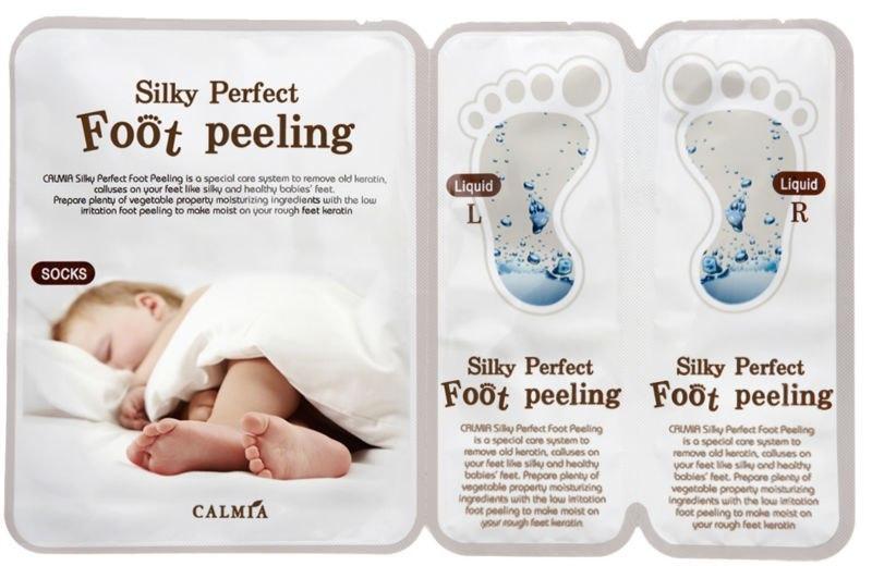 Педикюрні шкарпетки для пілінгу стоп Calmia Silky Perfect Foot Peeling 2 шт., 10 г