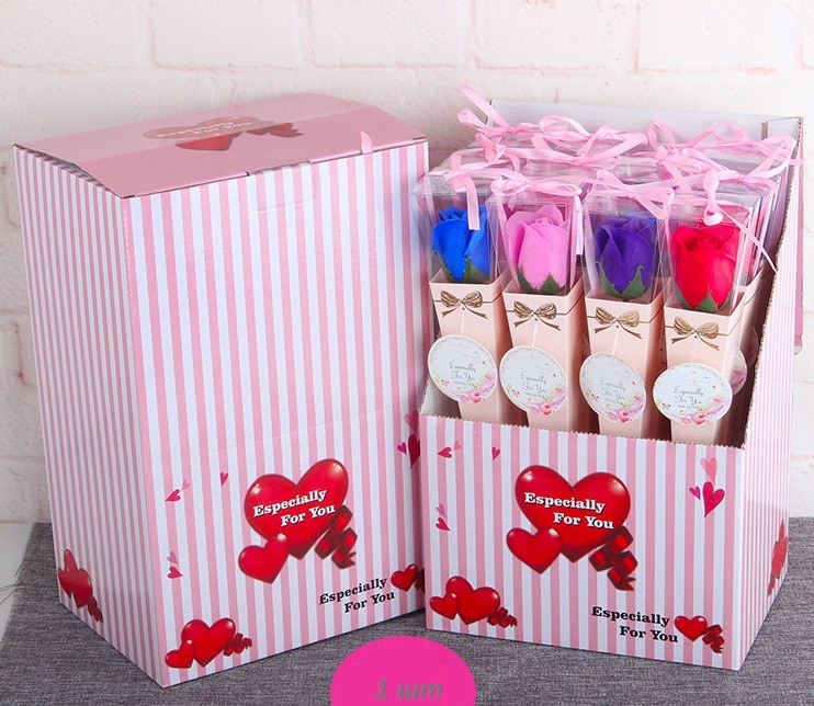 Букет троянд, Квітка пелюстки троянди з мильної основи ручної роботи 1 шт. Люкс-паковання, фото 1