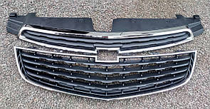 Решітка радіатора Chevrolet Cruze решітка Шевроле Круз