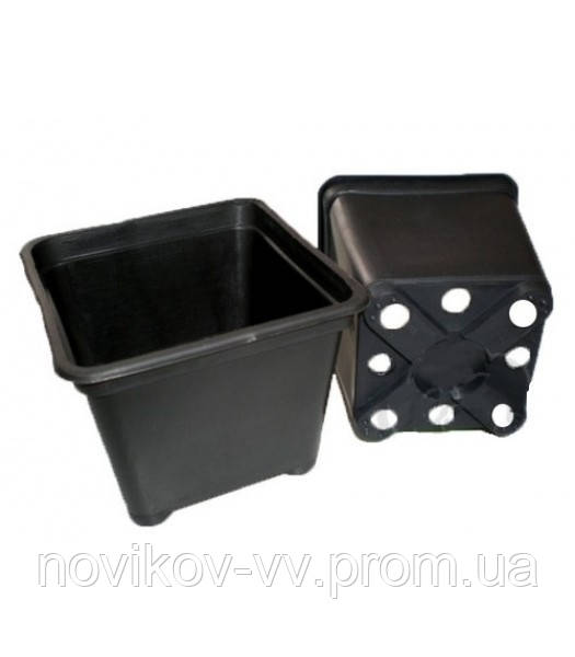 Горщик квадратний пластик Польща 0,5 л 9*9*9,6