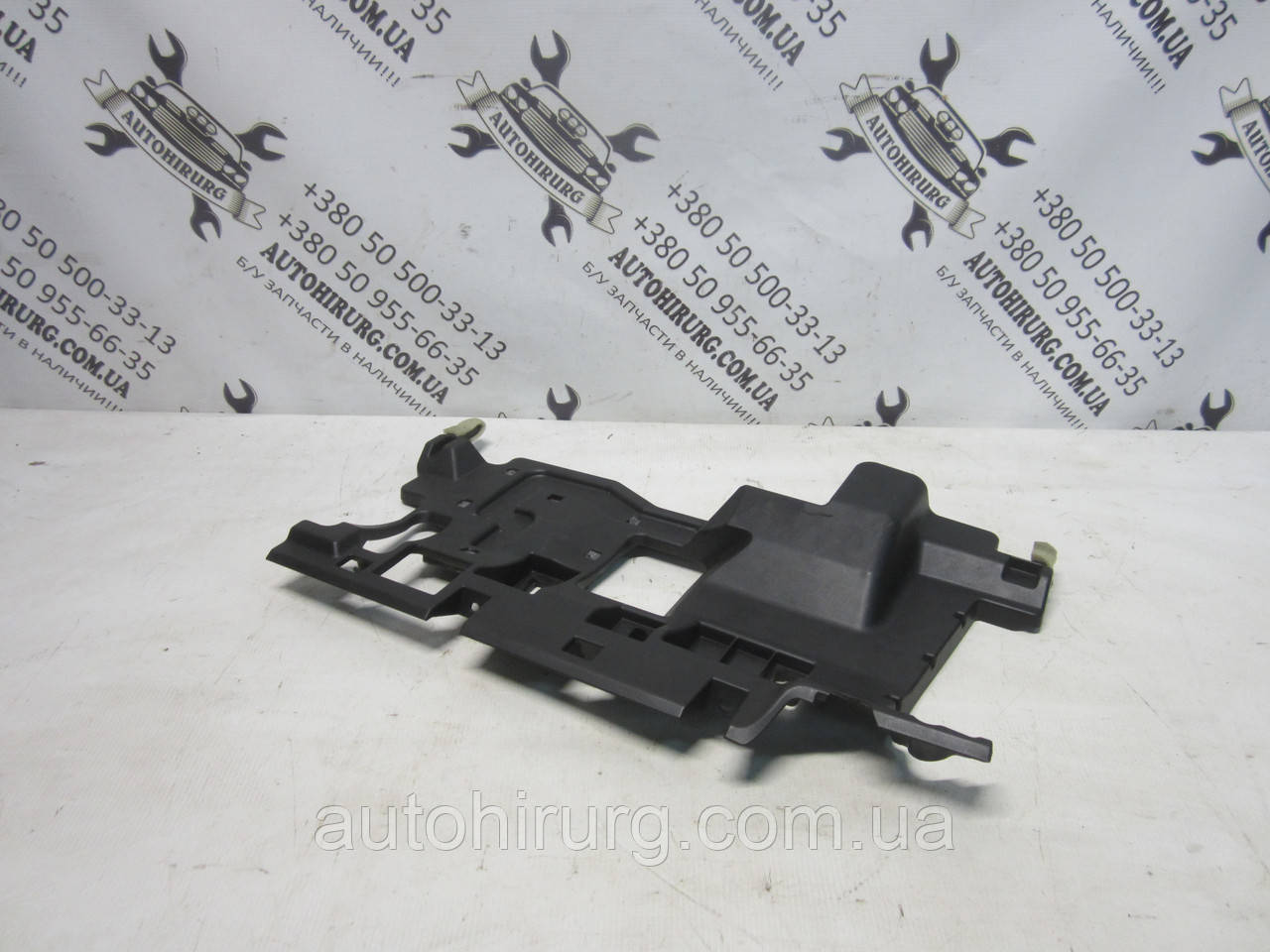 Накладка на торпедо під кермо Toyota land cruiser 200 (55641-60030 / 55606-60080), фото 1