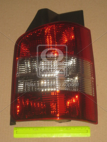Ліхтар задній правий Volksawgen T5 Фольксваген Т5 2003-2009 (TYC) 11-A575-A1-2B