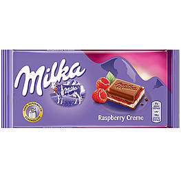 Milka raspberry creme Молочний шоколад із малиновою начинкою