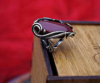 Перстень из латуни с природной красной яшмой