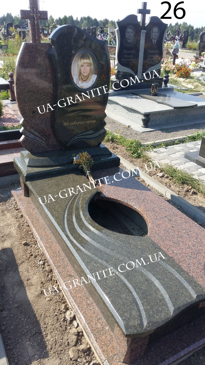 Жіночий пам'ятник із граніту на цвинтар 1000*2000