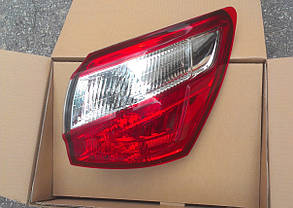 Ліхтар Nissan Qashqai задні ліхтарі Нісан Кашкай