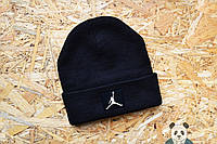 Стильная шапка мужская джордан,Jordan черная