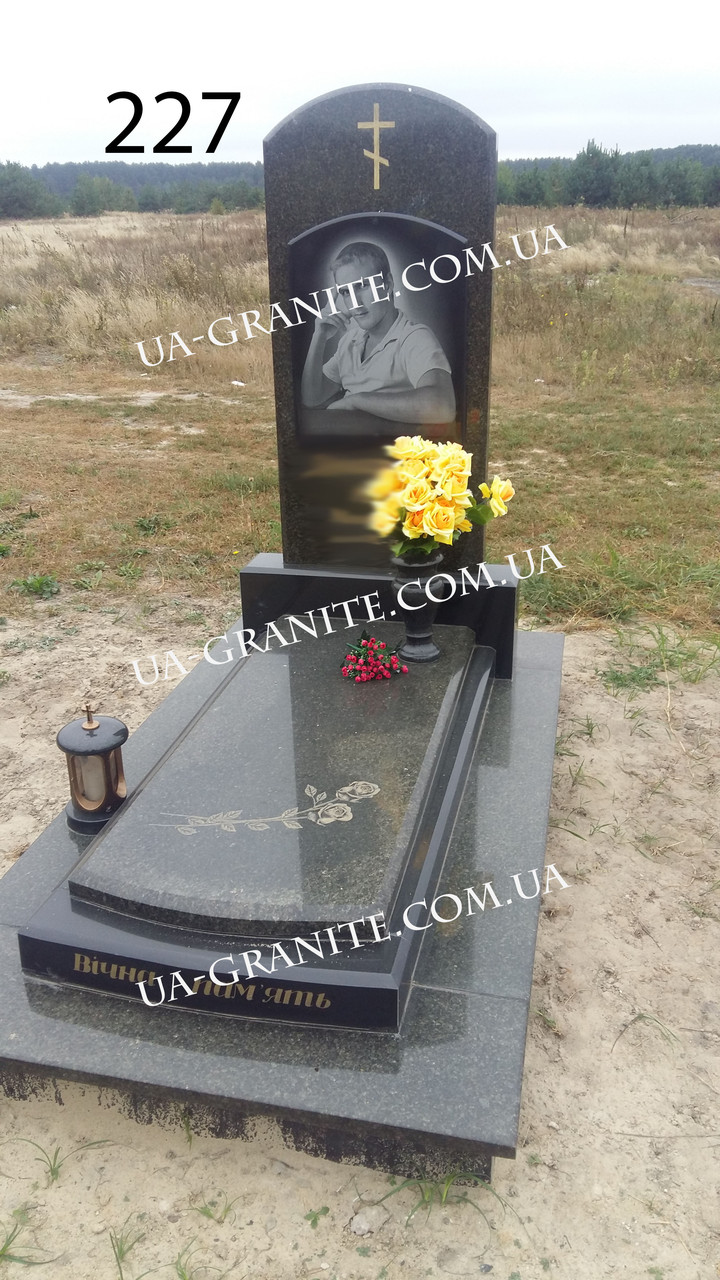 Пам'ятник комплекс із маславського граніту 1200*2000
