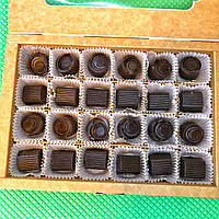 Шоколадні цукерки БЕЗ ЦУКРУ у формі Асорті з горіхами і сухофруктами 350 г