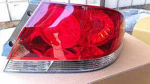 Ліхтар Mitsubishi Lancer 9 ліхтар Мітсубісі Лансер 9