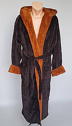 Чоловічий халат з капюшоном темно-коричневого кольору