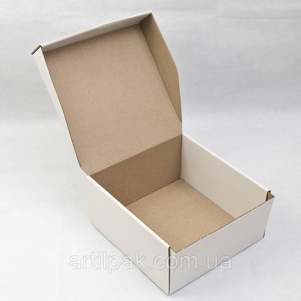 Коробка для торту (бенто-торту), пирога, тістечок і чізкейку гофрокартон 177*165*83, фото 1