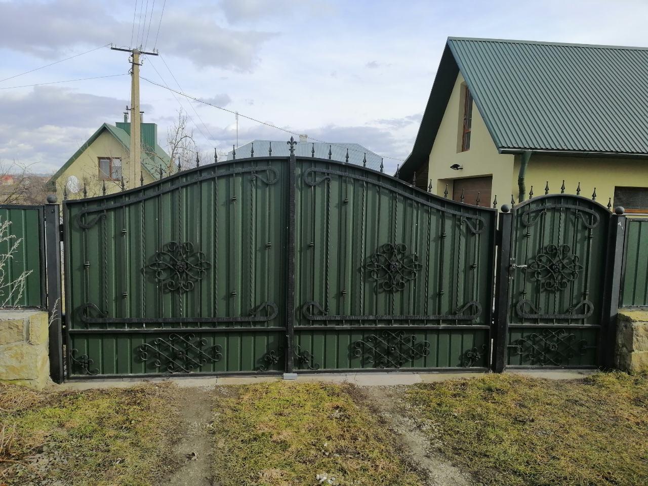 Ковані ворота Калерія