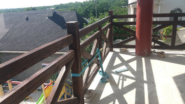 Дерев'яну огорожу в Харкові