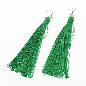 Сережки пензлика жіночі застібка петля сріблястого кольору довгі об'ємні кольори нефритовий із намистинами довжина 15 см