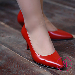 Модель 1511 червоні