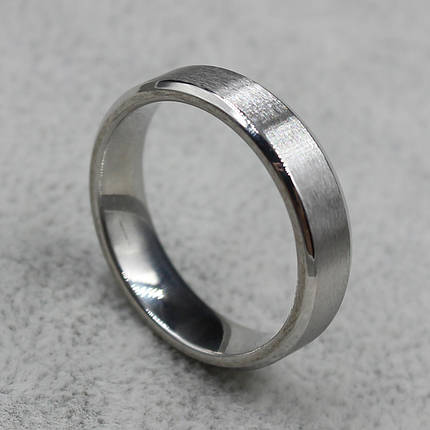 Кольцо серебристое из ювелирной медицинской стали от Stainless Steel марка 316 L ширина 6 мм сталь, фото 1