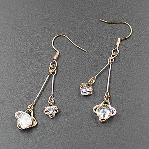 Сережки жіночі застібка петля золотистого кольору подвійний Ван Кліф із кристалами розмір 5 см