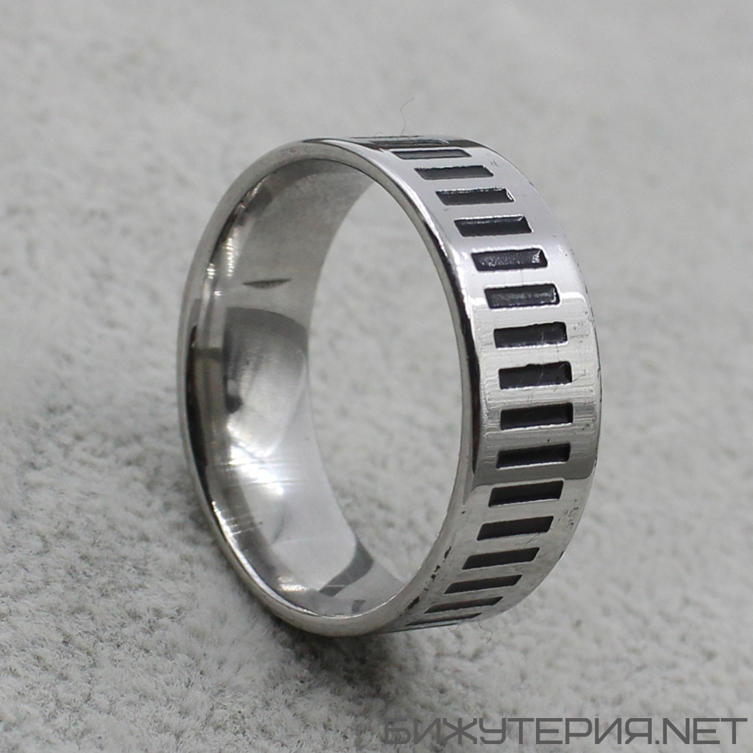 Кільце сріблясте з ювелірної медичної сталі від Stainless Steel марка 316 L абстракція ширина 8 мм