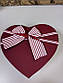 Подарункова коробочка у формі серця біла з бордовою кришкою 18.5 см, фото 5