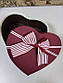 Подарункова коробочка у формі серця біла з бордовою кришкою 18.5 см, фото 2