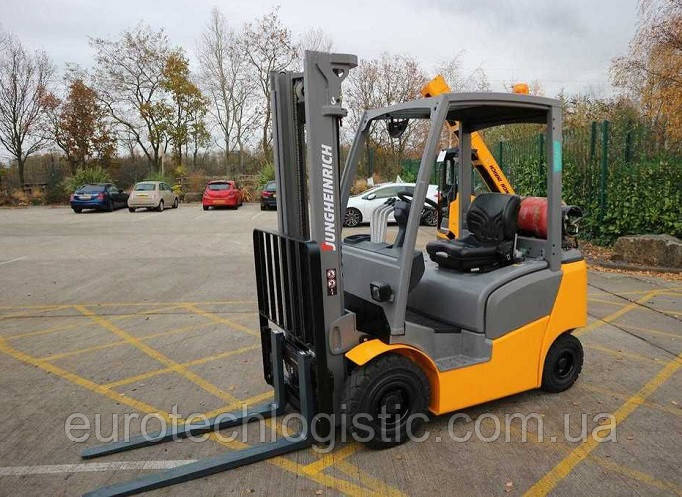 Газовий навантажувач Jungheinrich TFG316., фото 1