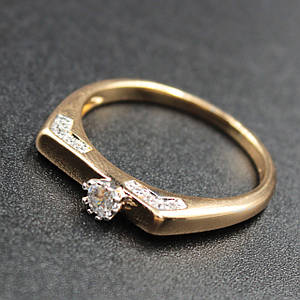 Перстень золотого кольору печатка Xuping Jewelry з кришталевим каменем медичне золото 18K