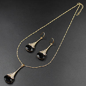 Комплект колє і сережки жіночий довгі з кришталевим камінням і стразами колір чорний 50 см