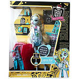 Лялька Monster High Лагуна Блю в класі/Classroom Playset And Lagoona Blue Doll, фото 2