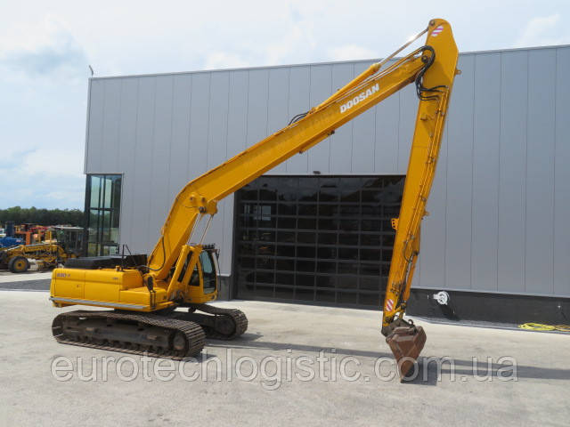Гусеничний екскаватор Doosan DX300LC Long reach.