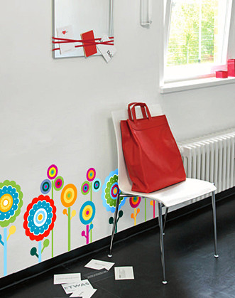 Вінілова наклейка на стіну в дитячу кімнату "Дивні квіти" - фото 1 - id-p630045430
