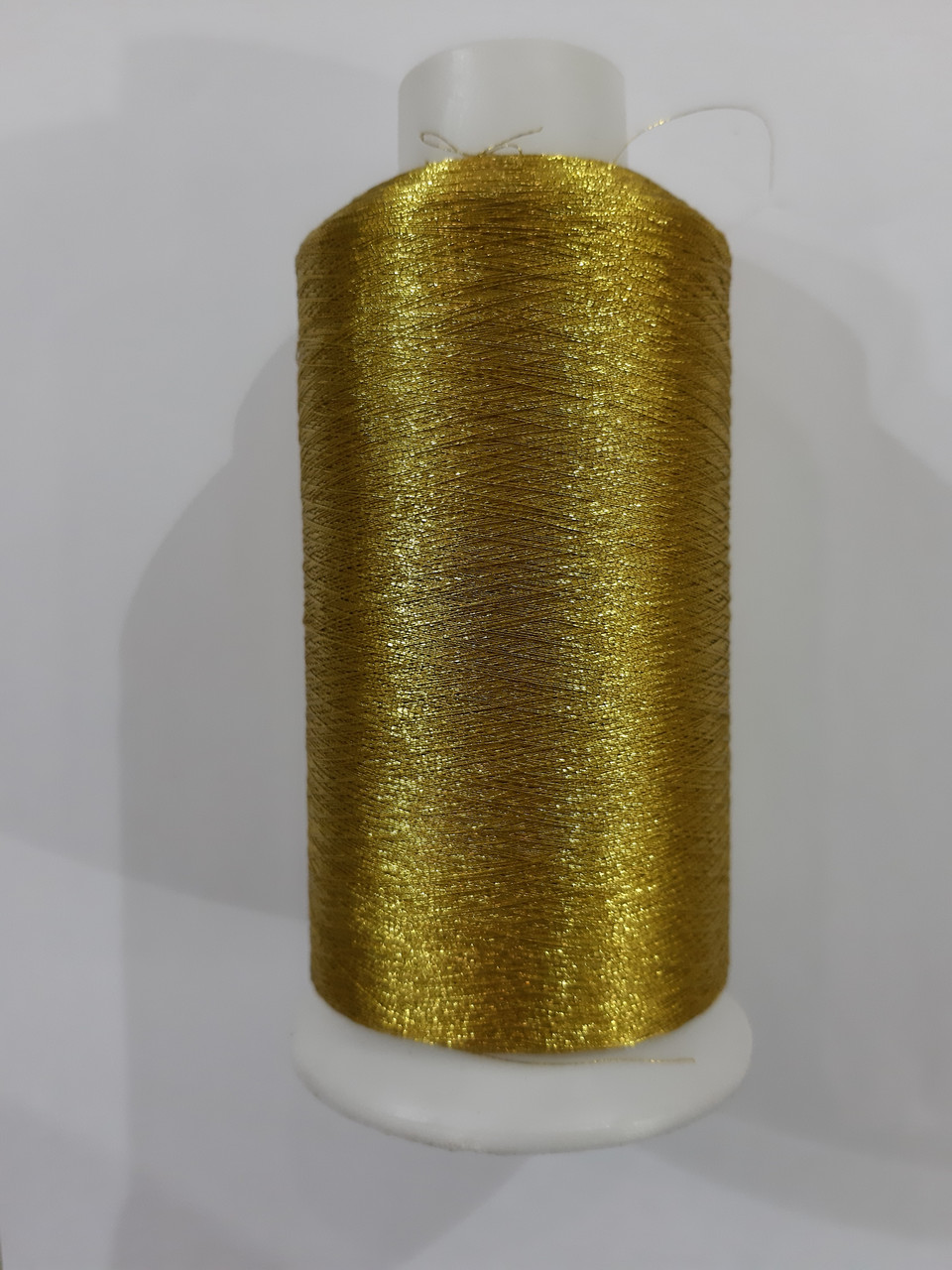 Вишивальна нитка металізована 150D/1 0013 золото (боб 5000ярд/12боб/120боб)