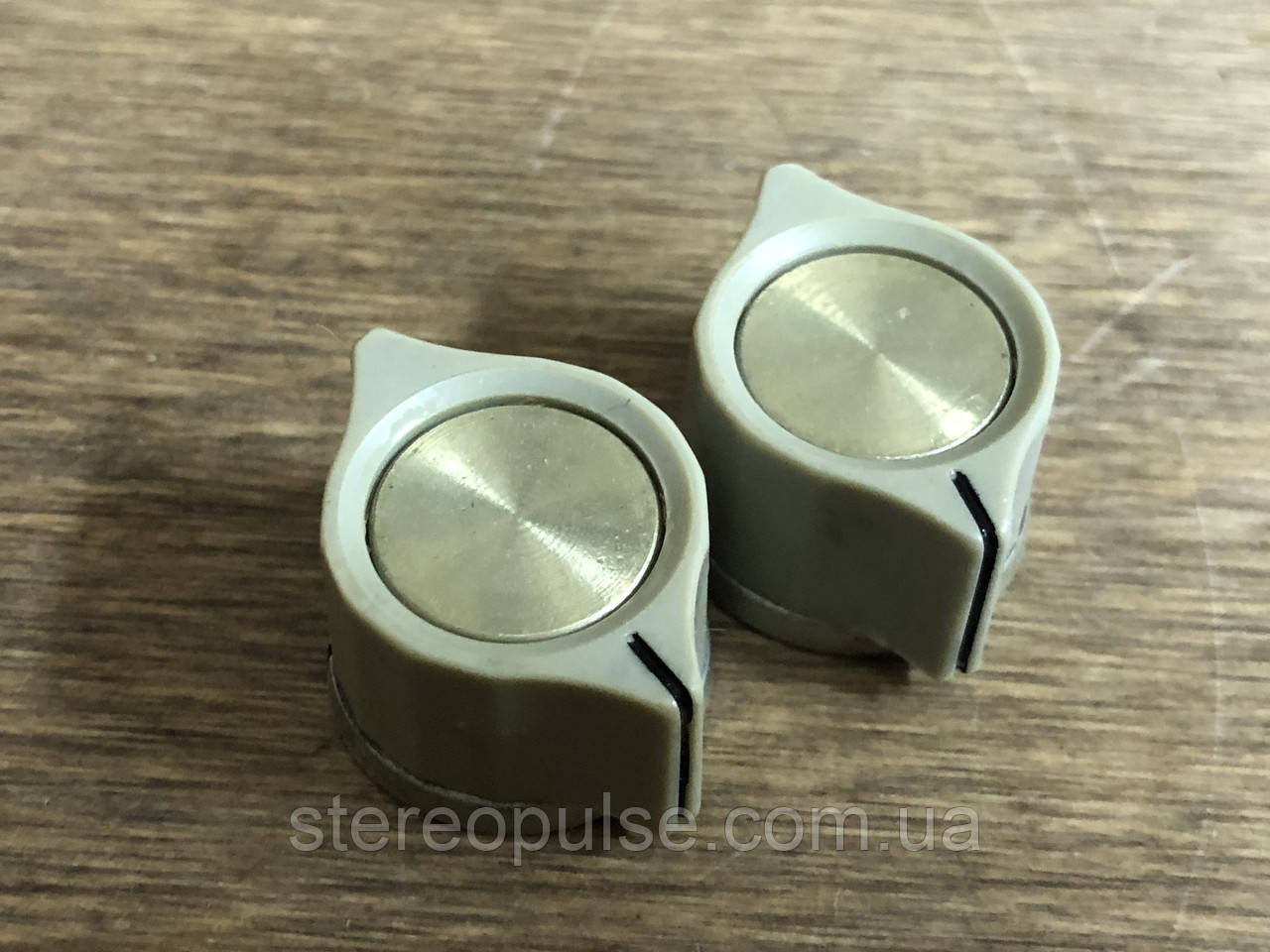 Ручки приладові