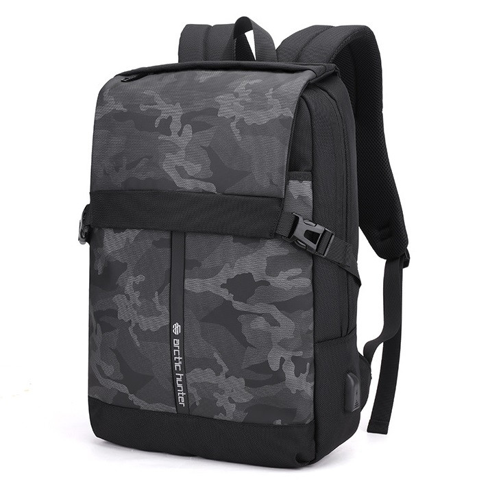 Городской рюкзак-мешок Arctic Hunter B00352 с USB портом, RFID защитой и карманом для ноутбука до 17", 22л