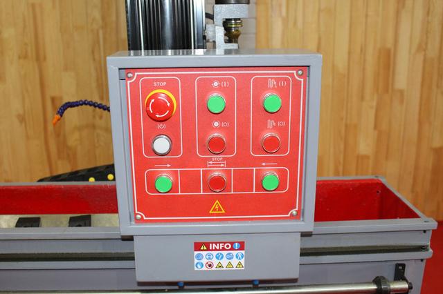 Автоматична подача заточного інструменту (60 Вт) Автоматическая подача заточного инструмента (60 Вт)