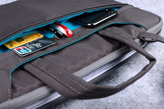 компактная сумка для ноутбука