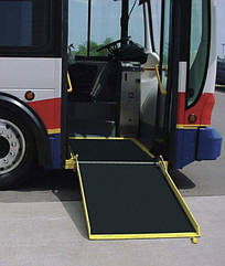 Гідравлічний автопідйомник для людей з обмеженими можливостями (для автобусів) Ricon FoldOver FR2SS09