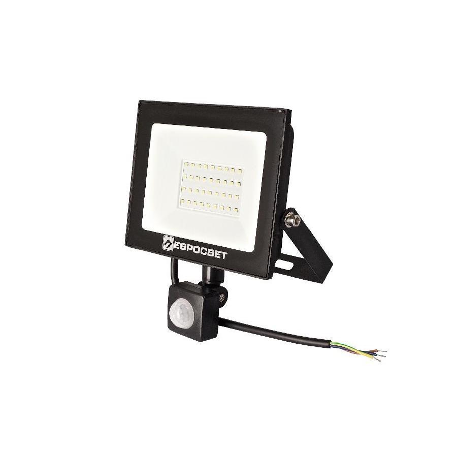 Прожектор світлодіодний ЄВРОСВІТЛО 30 Вт із датчиком руху EV-30-504D 6400К, фото 1