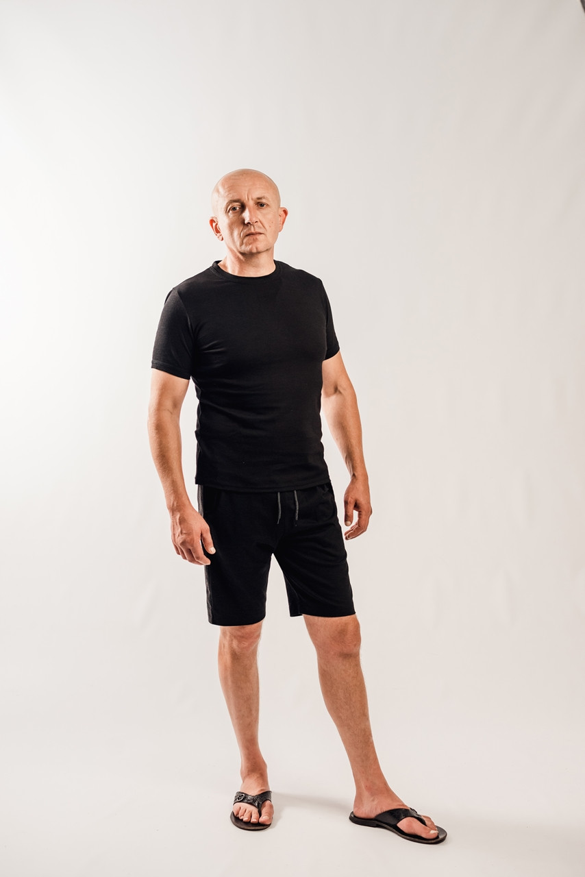 Чорні чоловічі шорти з темно-сірими лампасами з трикотажу Х / Б, фото 1