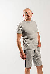 Однотонна чоловіча трикотажна футболка сірого кольору