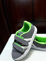 Дитячі сірі кросівки adidas
