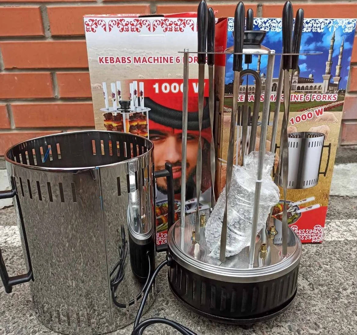 

Шашлычница вертикальная электрическая Kebabs Machine на 6 шампуров 1000W