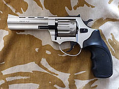 Револьвер під патрон Флобера Profi 4.5" Satin з пластиковою ручкою