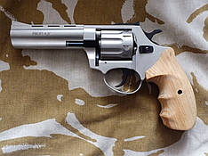 Револьвер під патрон Флобера Profi 4.5" Satin з дерев'яною ручкою
